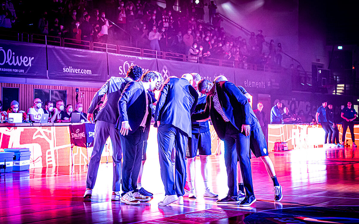 2021 11 21 s Oliver Baskets 5 2021 11 21 s Oliver Baskets 5