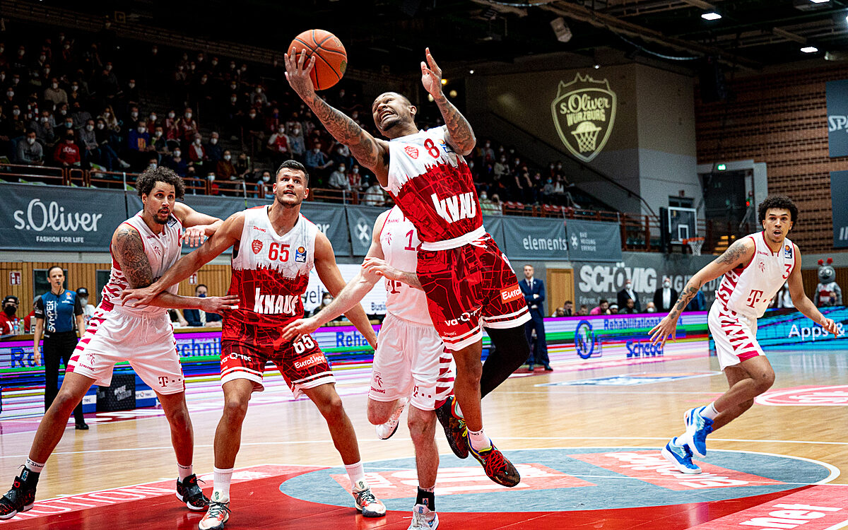 2022 02 16 s Oliver Baskets 15 2022 02 16 s Oliver Baskets 15