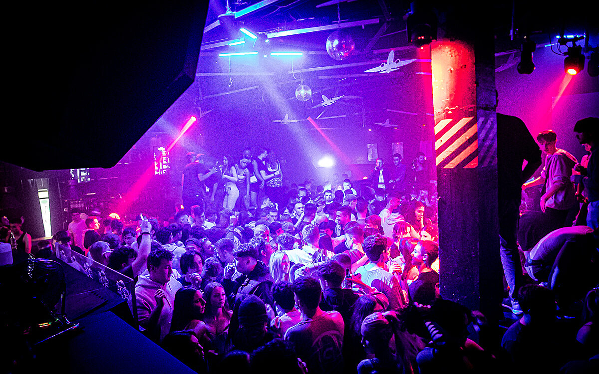 2022 04 30 Airport 15 2022 04 30 Airport 15