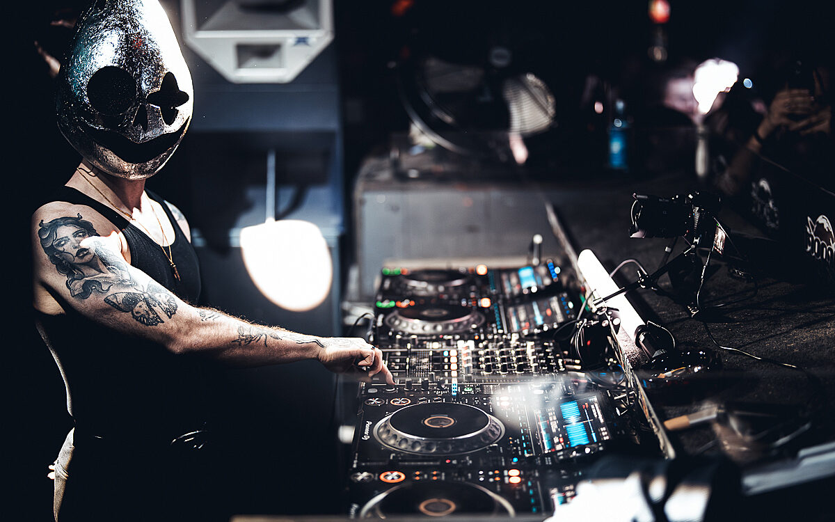 20260117 Airport Poltergst 12