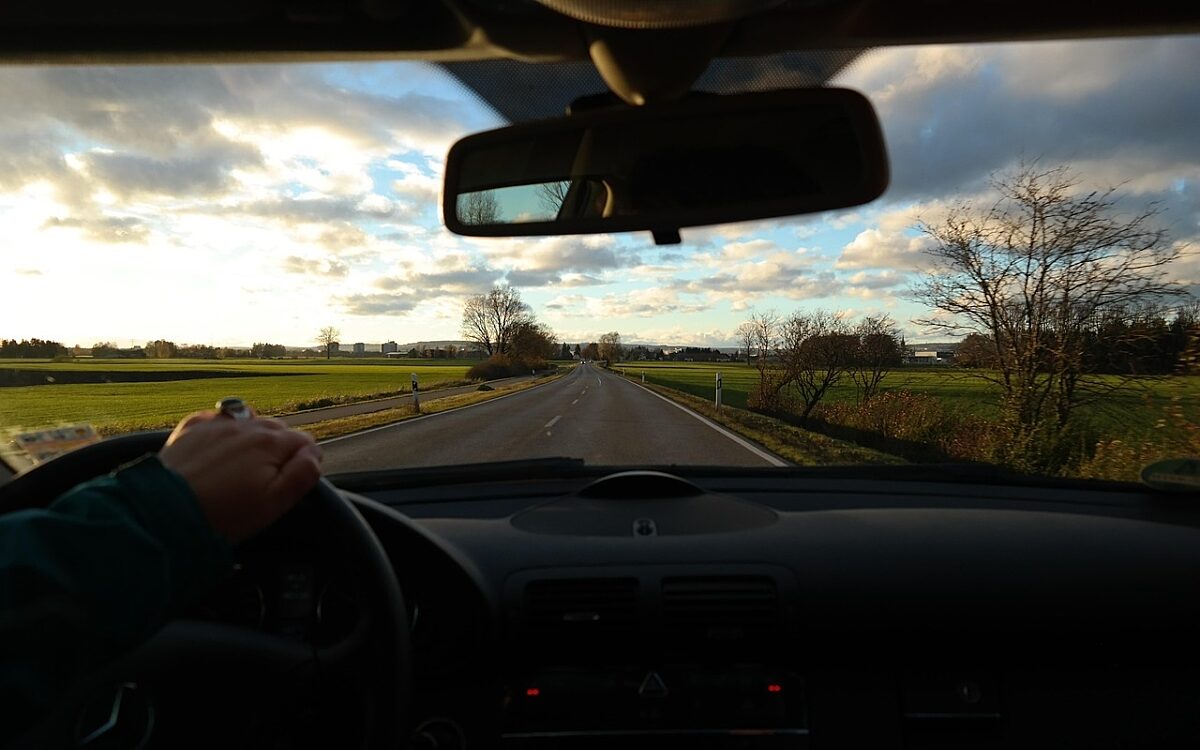 Autofahrt Ueberland pixabay Autofahrt Ueberland pixabay
