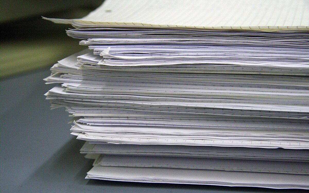 Dokumente Stapel Ordnung pixabay