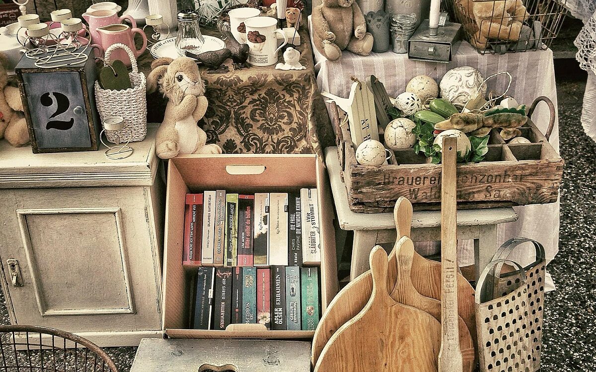 Flohmarkt Flohmarkt