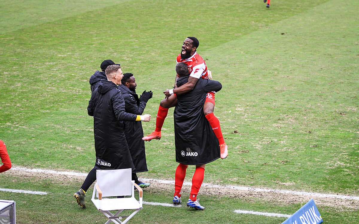 Jubel Tor Wuerzburger Kickers Ridge Munsy Jubel Tor Wuerzburger Kickers Ridge Munsy