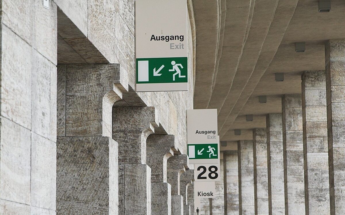 Notausgang pixabay Notausgang pixabay