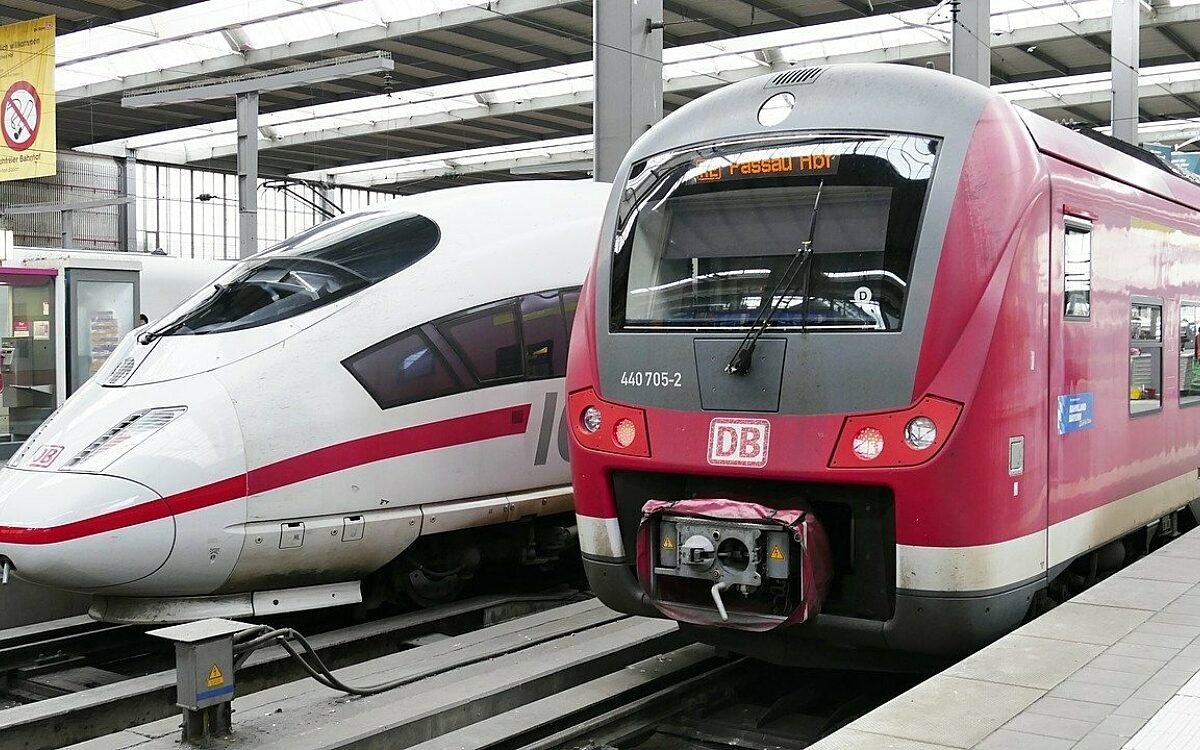 Service Bahn ICE Zug Bahnhof Pixabay com Service Bahn ICE Zug Bahnhof Pixabay com