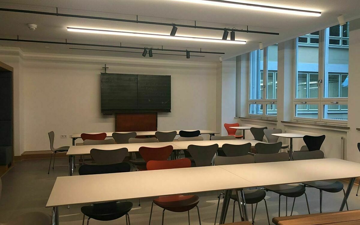 Altes Klassenzimmer Mensa Altes Klassenzimmer Mensa