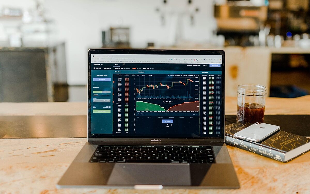 Online Trading - unsplash.com Online Trading - unsplash.com