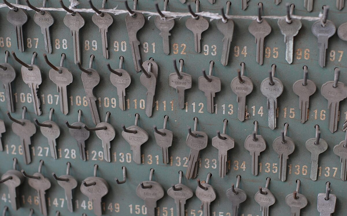 Schlüssel an der Wand - unsplash.com Schlüssel an der Wand - unsplash.com