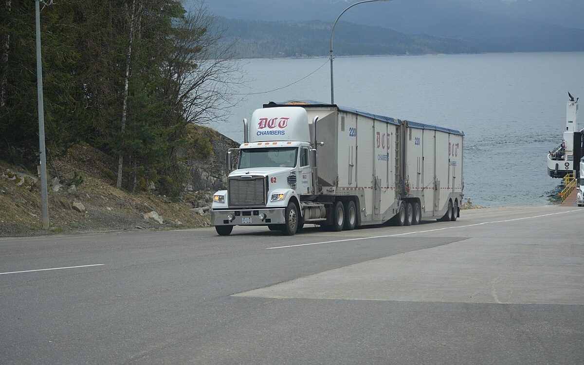 Truck transporter pixabay