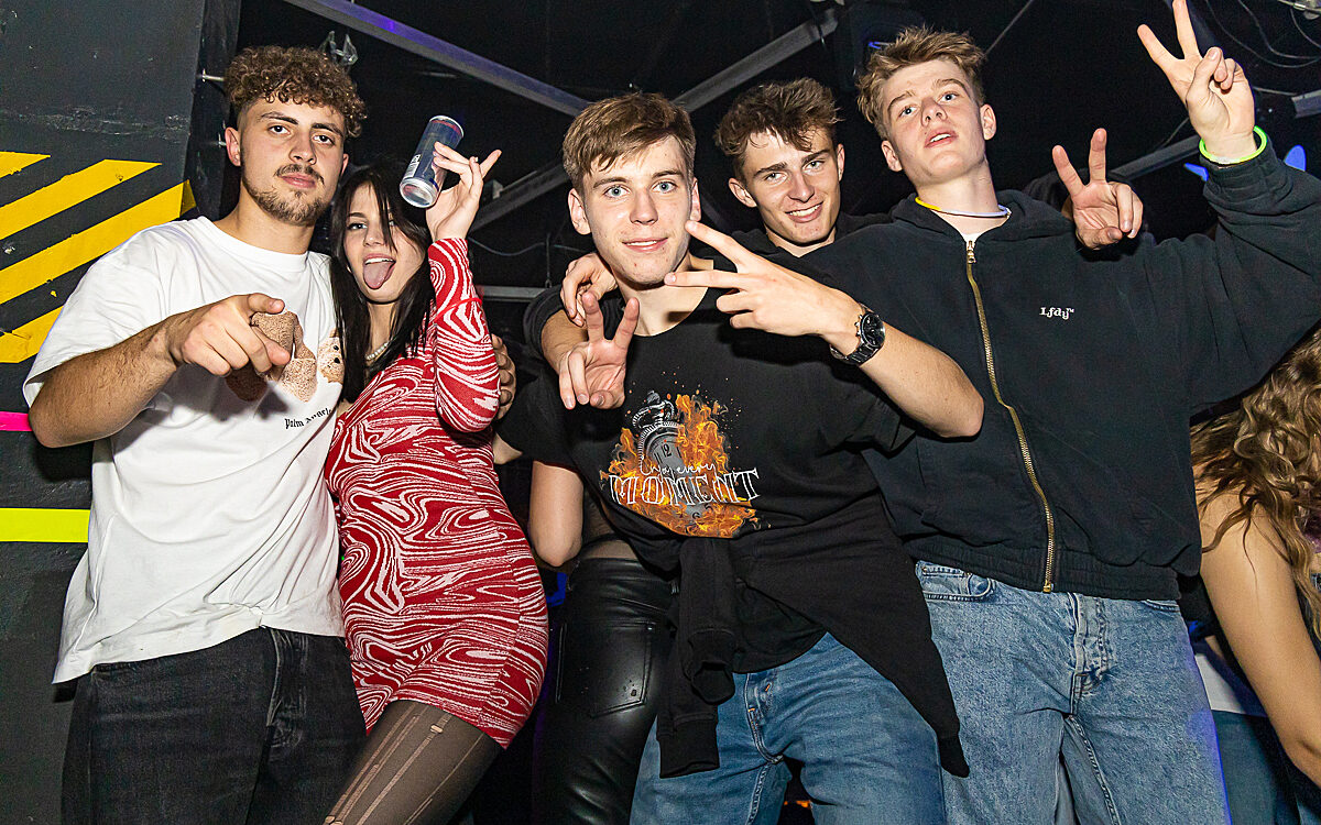 2021 10 16 Airport 31 2021 10 16 Airport 31