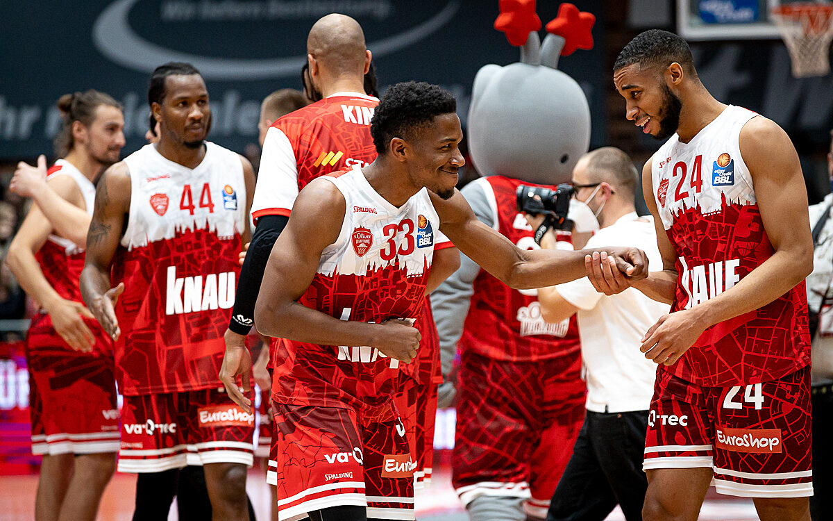 2021 11 02 s Oliver Baskets 78 2021 11 02 s Oliver Baskets 78