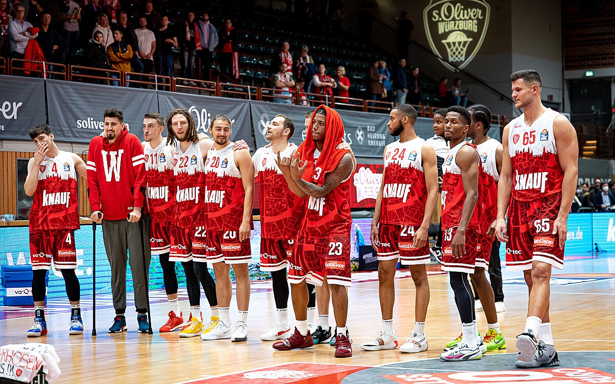 2021 11 02 s Oliver Baskets 82 2021 11 02 s Oliver Baskets 82