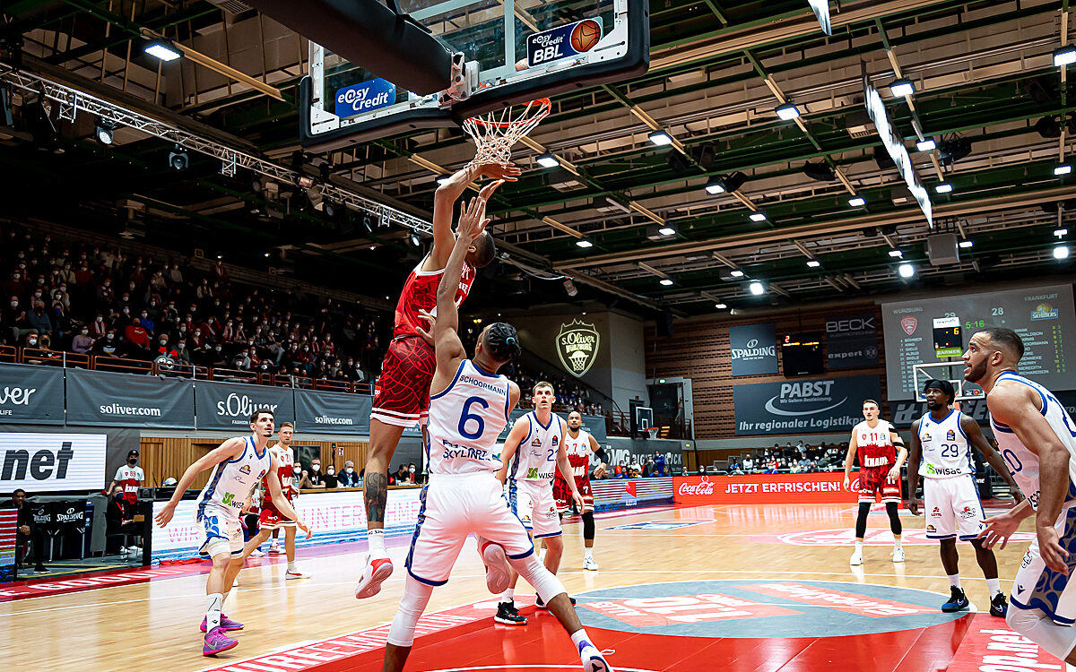 2021 11 21 s Oliver Baskets 34 2021 11 21 s Oliver Baskets 34