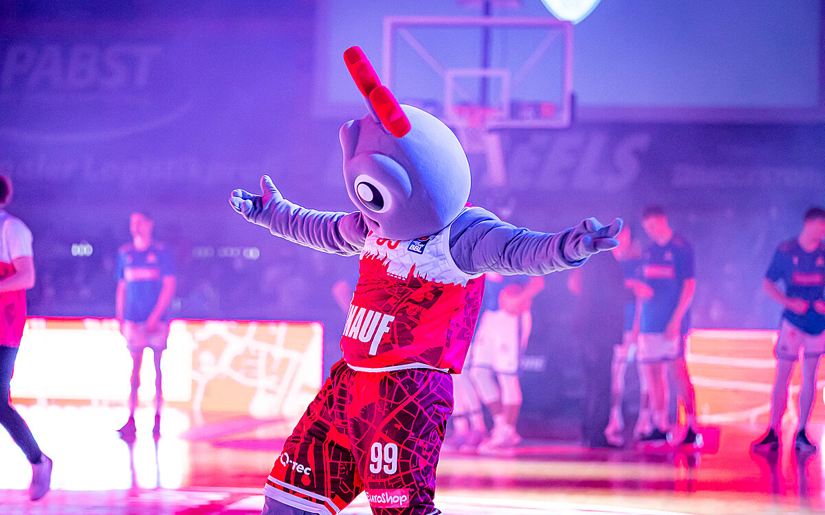 2021 11 21 s Oliver Baskets 4 2021 11 21 s Oliver Baskets 4