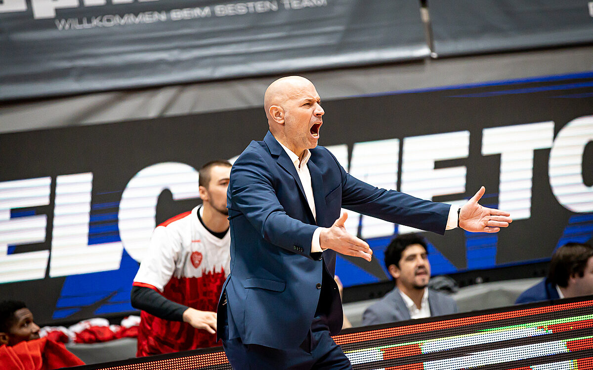 2021 11 21 s Oliver Baskets 40 2021 11 21 s Oliver Baskets 40