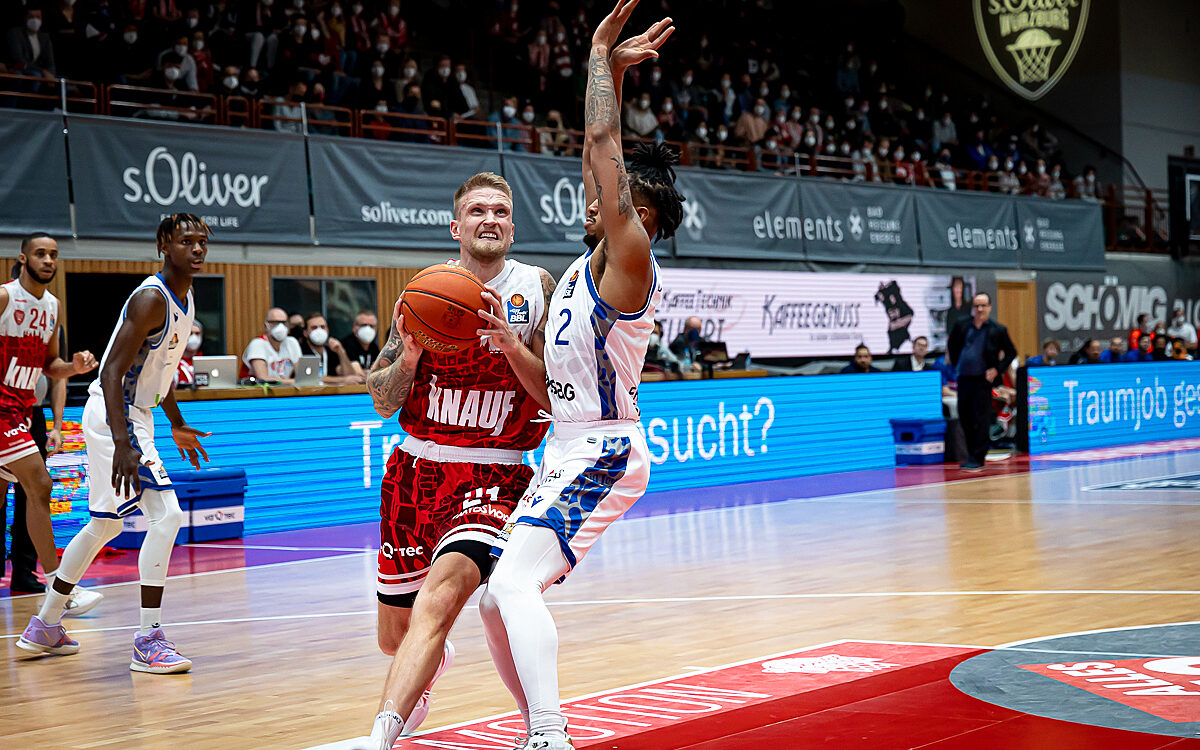 2021 11 21 s Oliver Baskets 43 2021 11 21 s Oliver Baskets 43