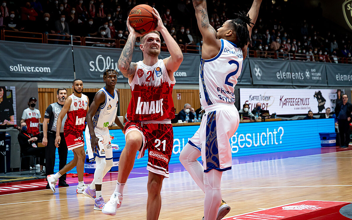 2021 11 21 s Oliver Baskets 44 2021 11 21 s Oliver Baskets 44