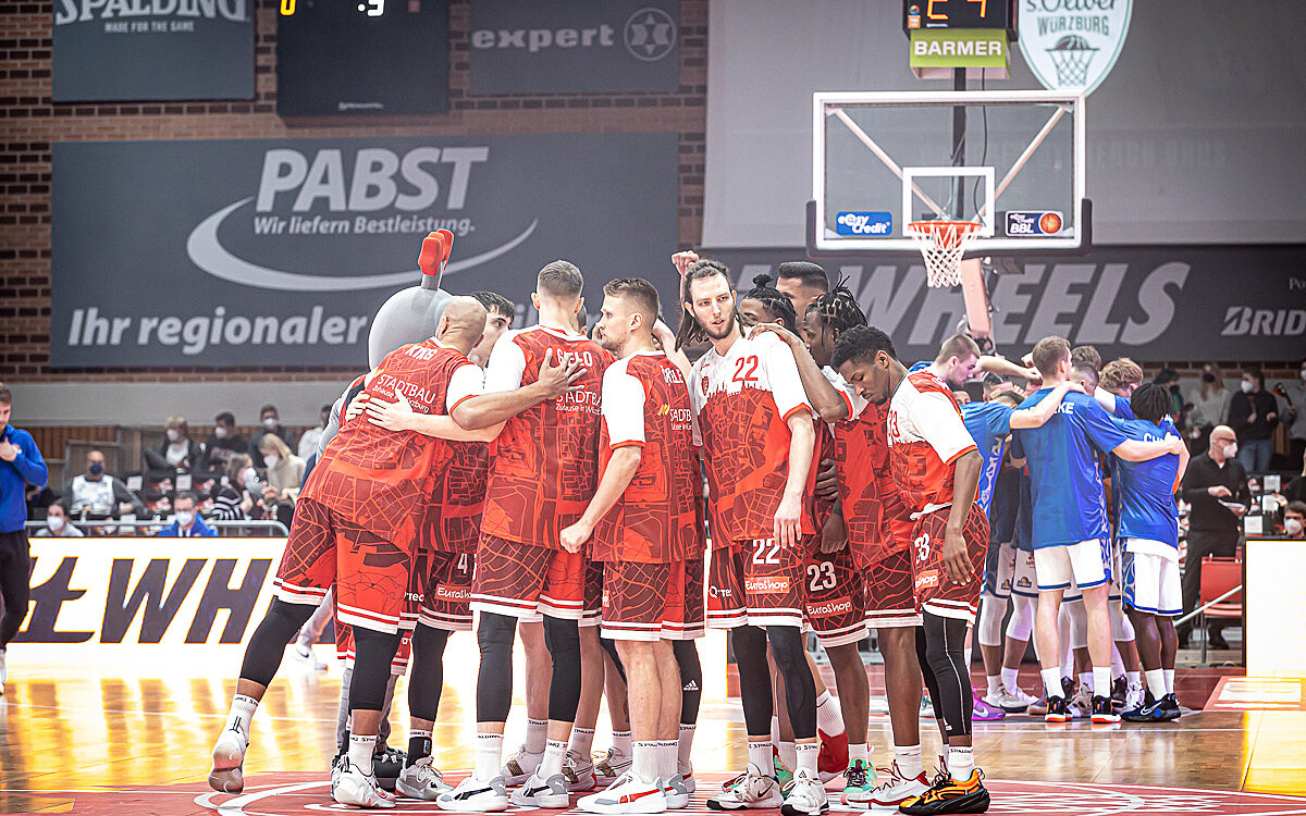 2021 11 21 s Oliver Baskets 6 2021 11 21 s Oliver Baskets 6