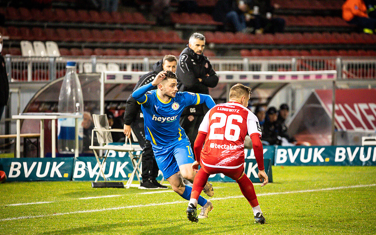 2021 11 30 FWK Kickers 19 2021 11 30 FWK Kickers 19