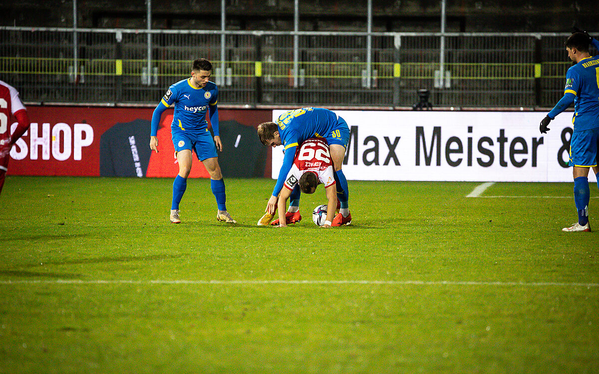 2021 11 30 FWK Kickers 20 2021 11 30 FWK Kickers 20