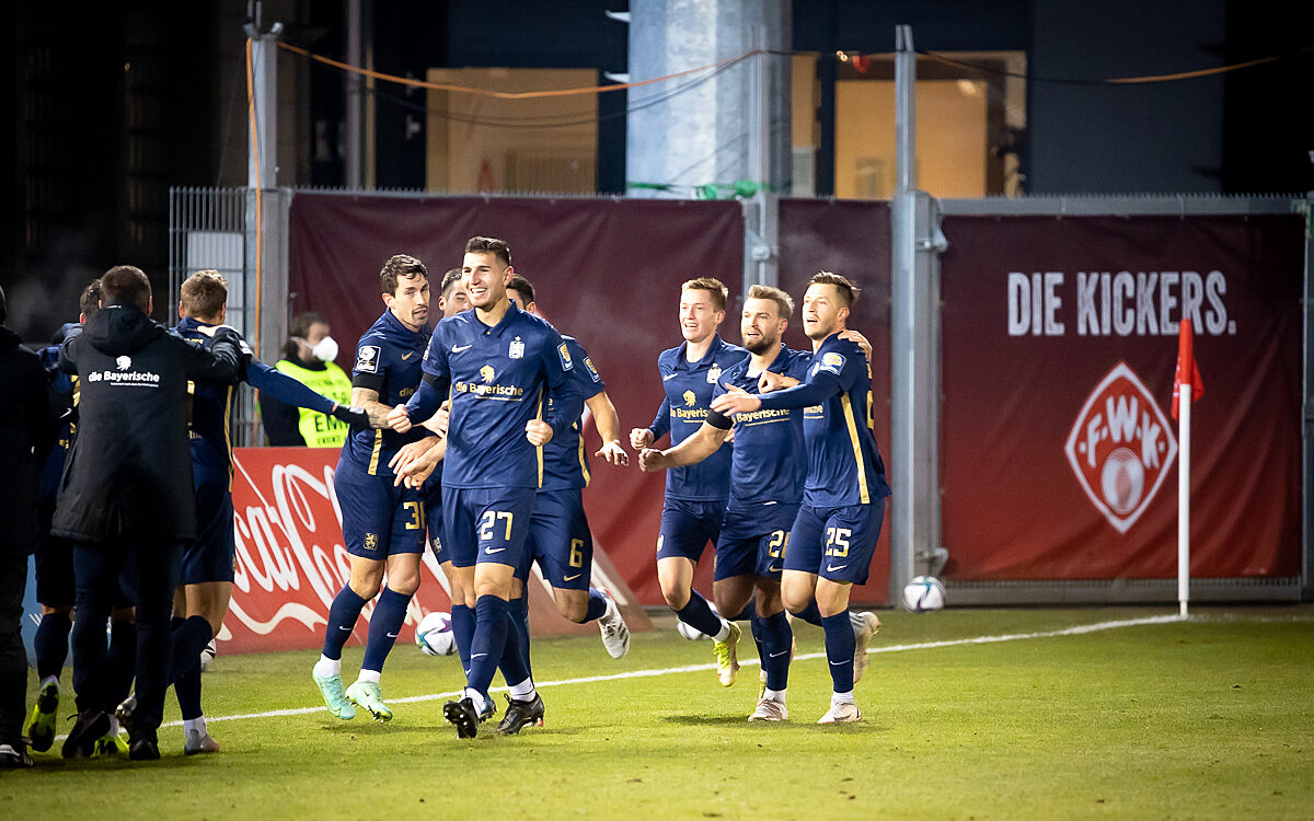 2021 12 20 FWK Kickers 30 2021 12 20 FWK Kickers 30