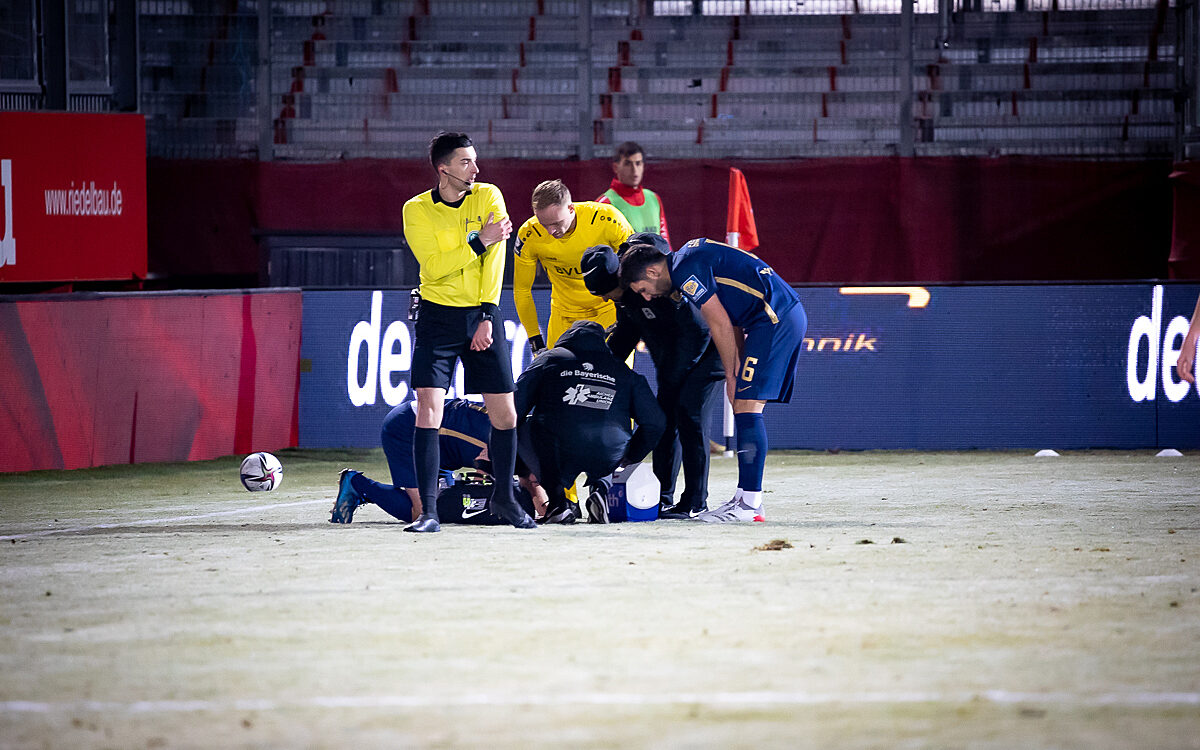 2021 12 20 FWK Kickers 40 2021 12 20 FWK Kickers 40