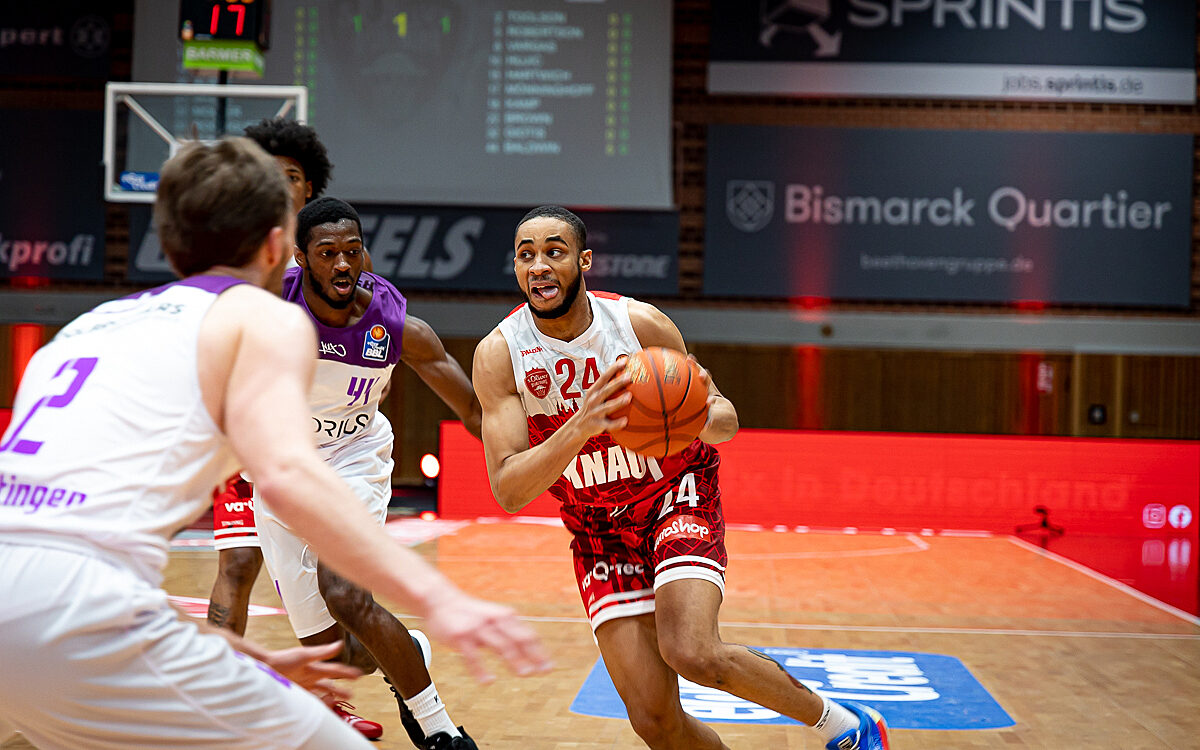 2021 12 27 s Oliver Baskets 13 2021 12 27 s Oliver Baskets 13