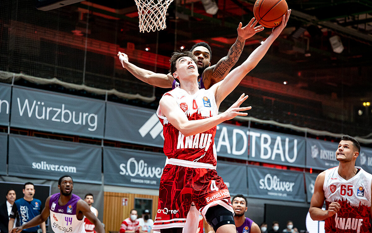 2021 12 27 s Oliver Baskets 31 2021 12 27 s Oliver Baskets 31