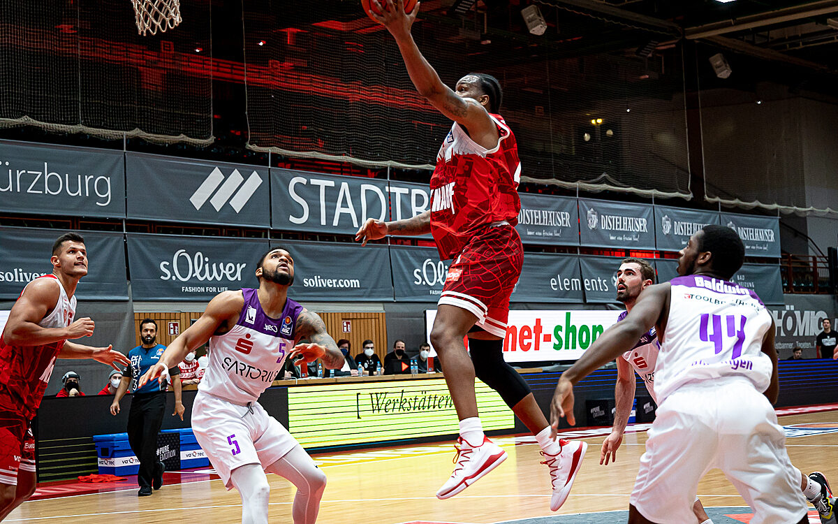 2021 12 27 s Oliver Baskets 36 2021 12 27 s Oliver Baskets 36