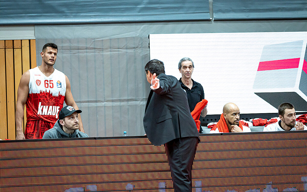 2021 12 27 s Oliver Baskets 39 2021 12 27 s Oliver Baskets 39