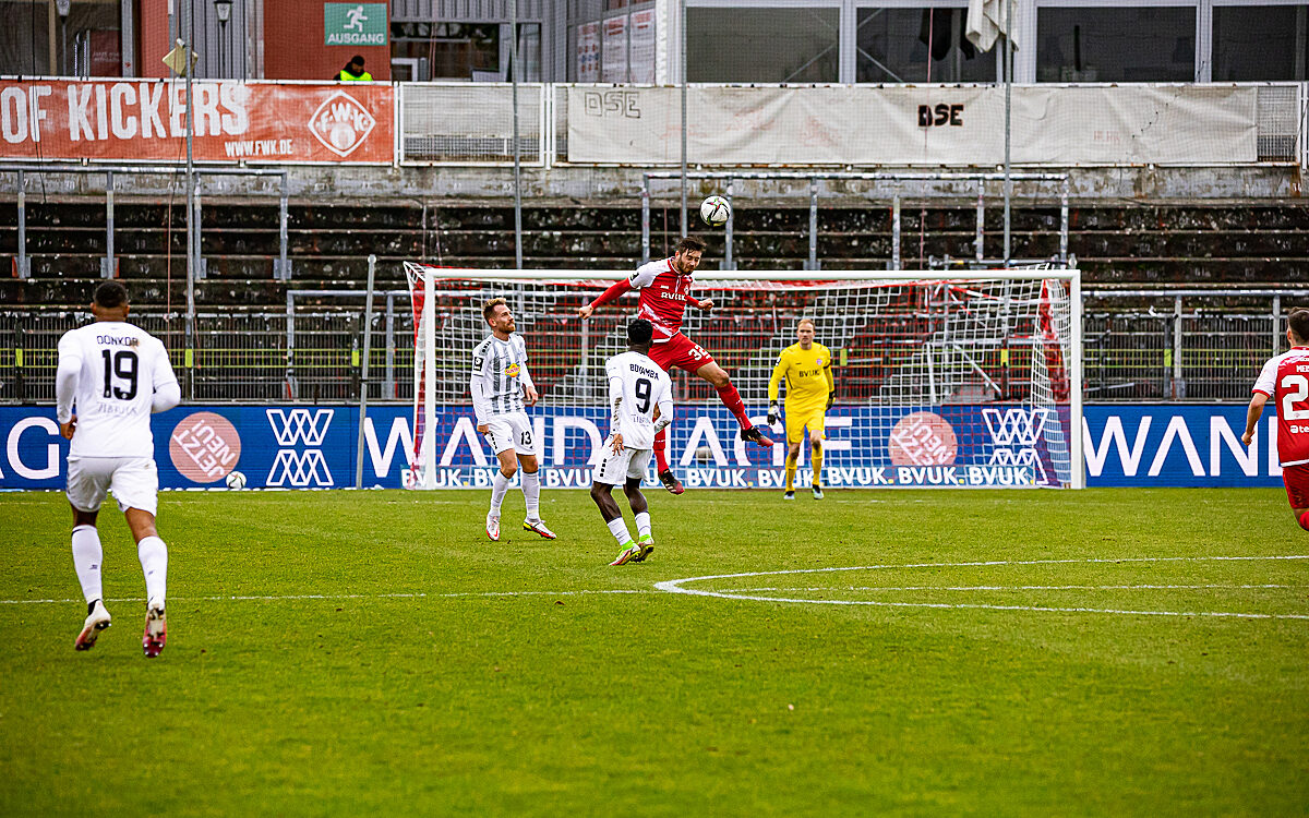 2022 01 22 FWK Kickers 24 2022 01 22 FWK Kickers 24