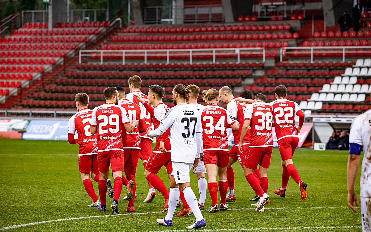 2022 01 22 FWK Kickers 40 2022 01 22 FWK Kickers 40