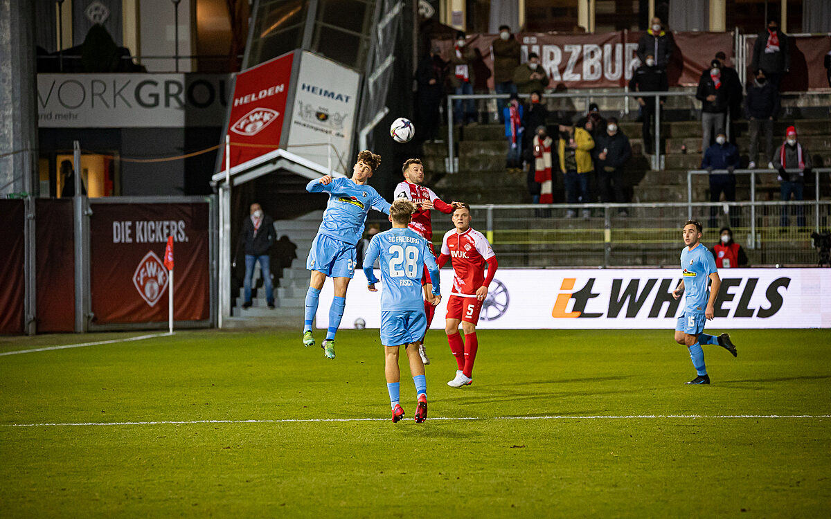 2022 01 28 FWK Kickers 29 2022 01 28 FWK Kickers 29