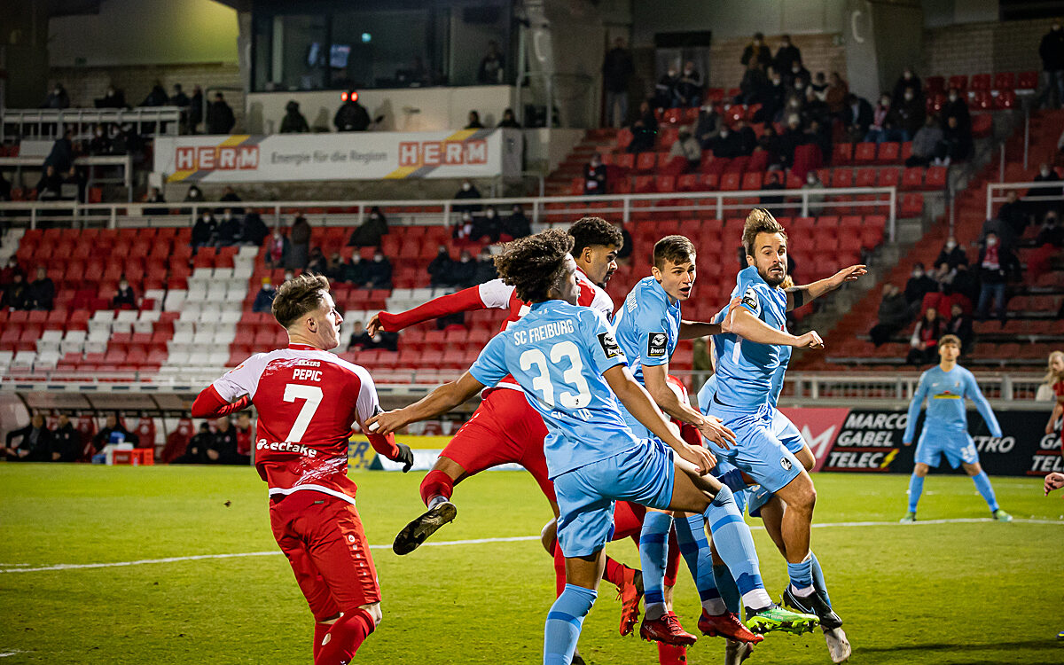 2022 01 28 FWK Kickers 43 2022 01 28 FWK Kickers 43