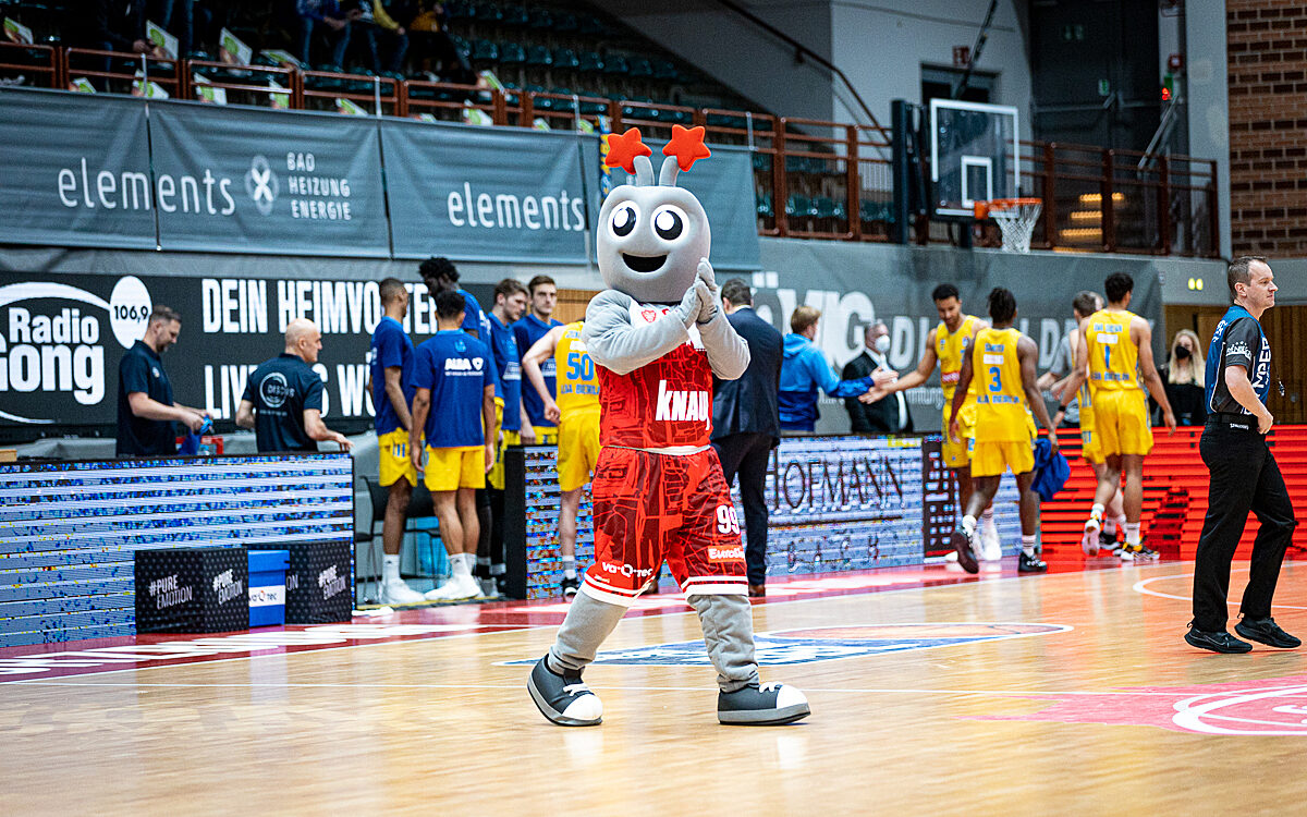 2022 01 30 s Oliver Baskets 10 2022 01 30 s Oliver Baskets 10