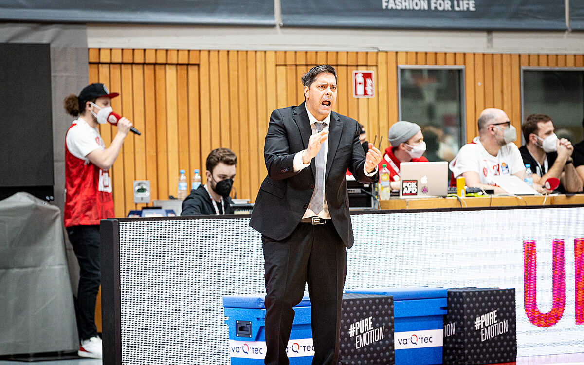 2022 01 30 s Oliver Baskets 32 2022 01 30 s Oliver Baskets 32