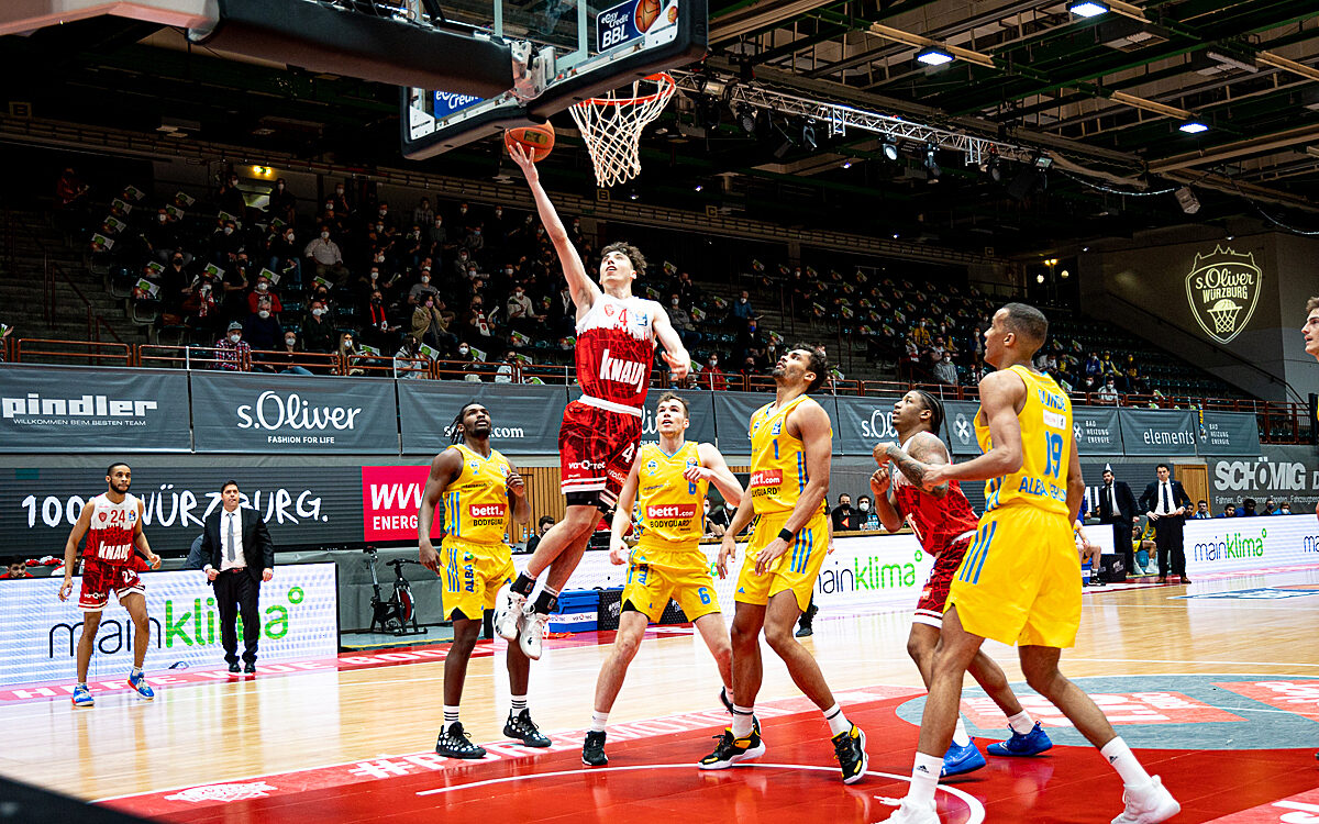 2022 01 30 s Oliver Baskets 37 2022 01 30 s Oliver Baskets 37