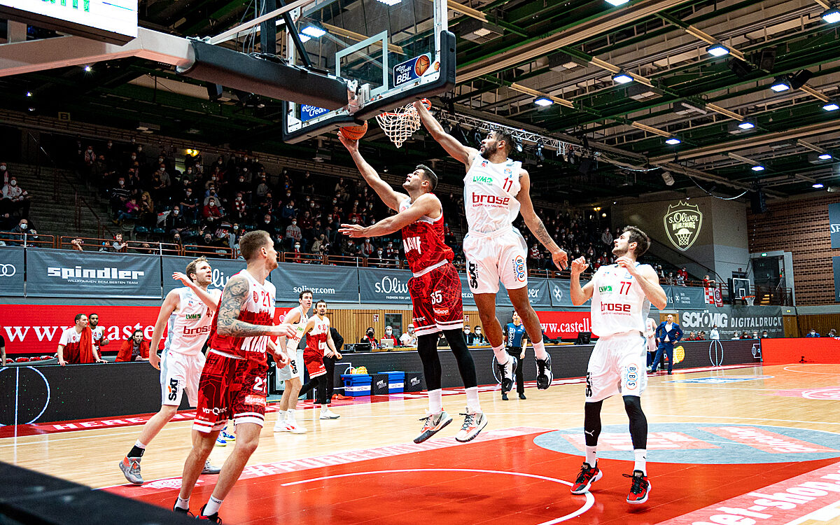 2022 02 06 s Oliver Baskets 48 2022 02 06 s Oliver Baskets 48