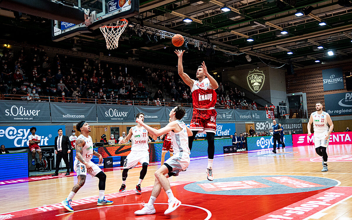 2022 02 06 s Oliver Baskets 53 2022 02 06 s Oliver Baskets 53