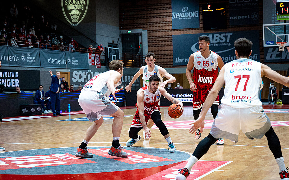 2022 02 06 s Oliver Baskets 60 2022 02 06 s Oliver Baskets 60