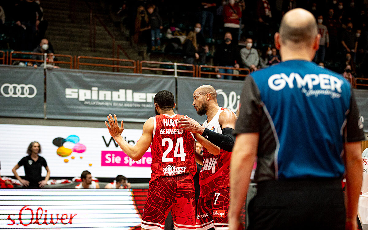 2022 02 06 s Oliver Baskets 67 2022 02 06 s Oliver Baskets 67