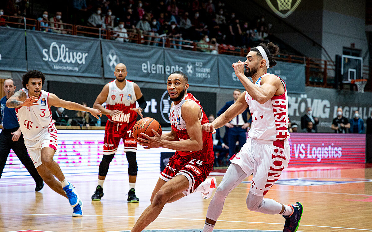 2022 02 16 s Oliver Baskets 18 2022 02 16 s Oliver Baskets 18