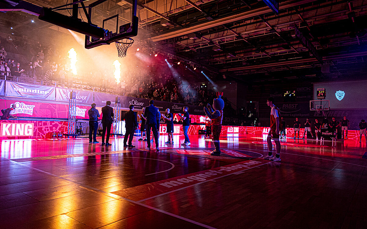 2022 02 16 s Oliver Baskets 4 2022 02 16 s Oliver Baskets 4