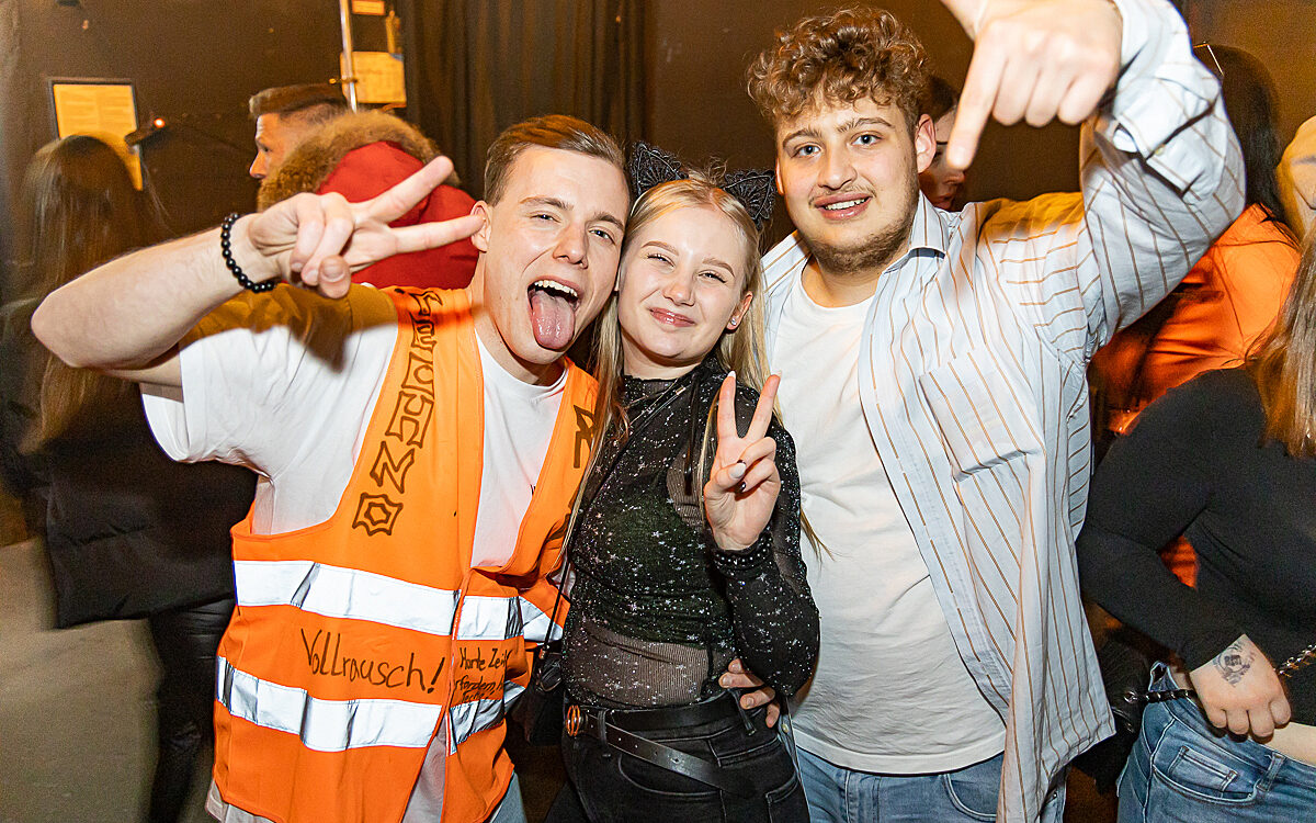 2022 03 04 Airport 1 2022 03 04 Airport 1