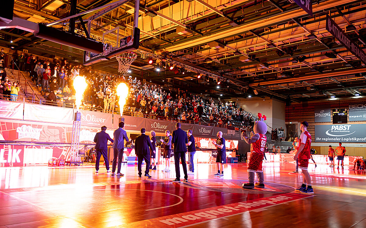 2022 03 04 s Oliver Baskets 13 2022 03 04 s Oliver Baskets 13