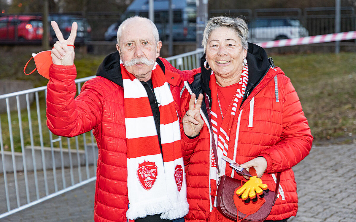 2022 03 04 s Oliver Baskets 2 2022 03 04 s Oliver Baskets 2