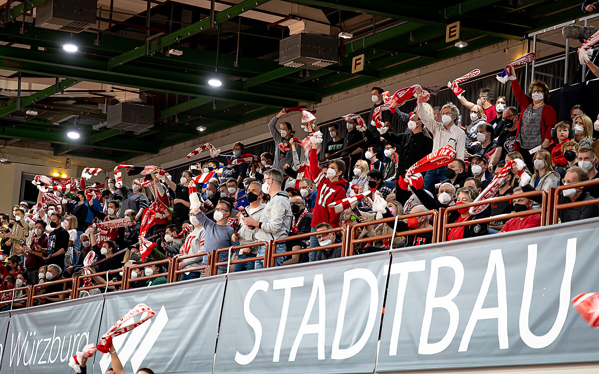 2022 03 04 s Oliver Baskets 40 2022 03 04 s Oliver Baskets 40