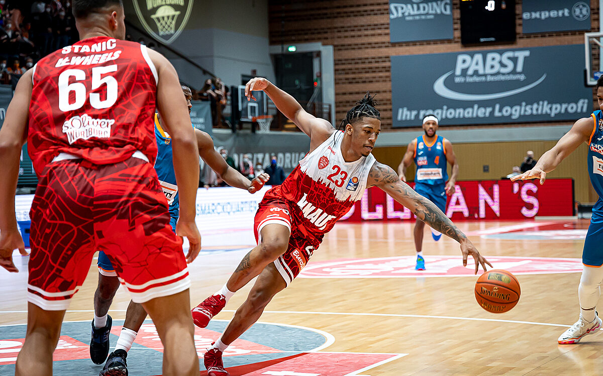 2022 03 04 s Oliver Baskets 45 2022 03 04 s Oliver Baskets 45