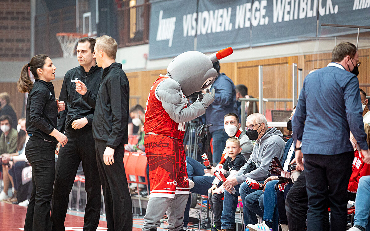 2022 03 19 s Oliver Baskets 21 2022 03 19 s Oliver Baskets 21